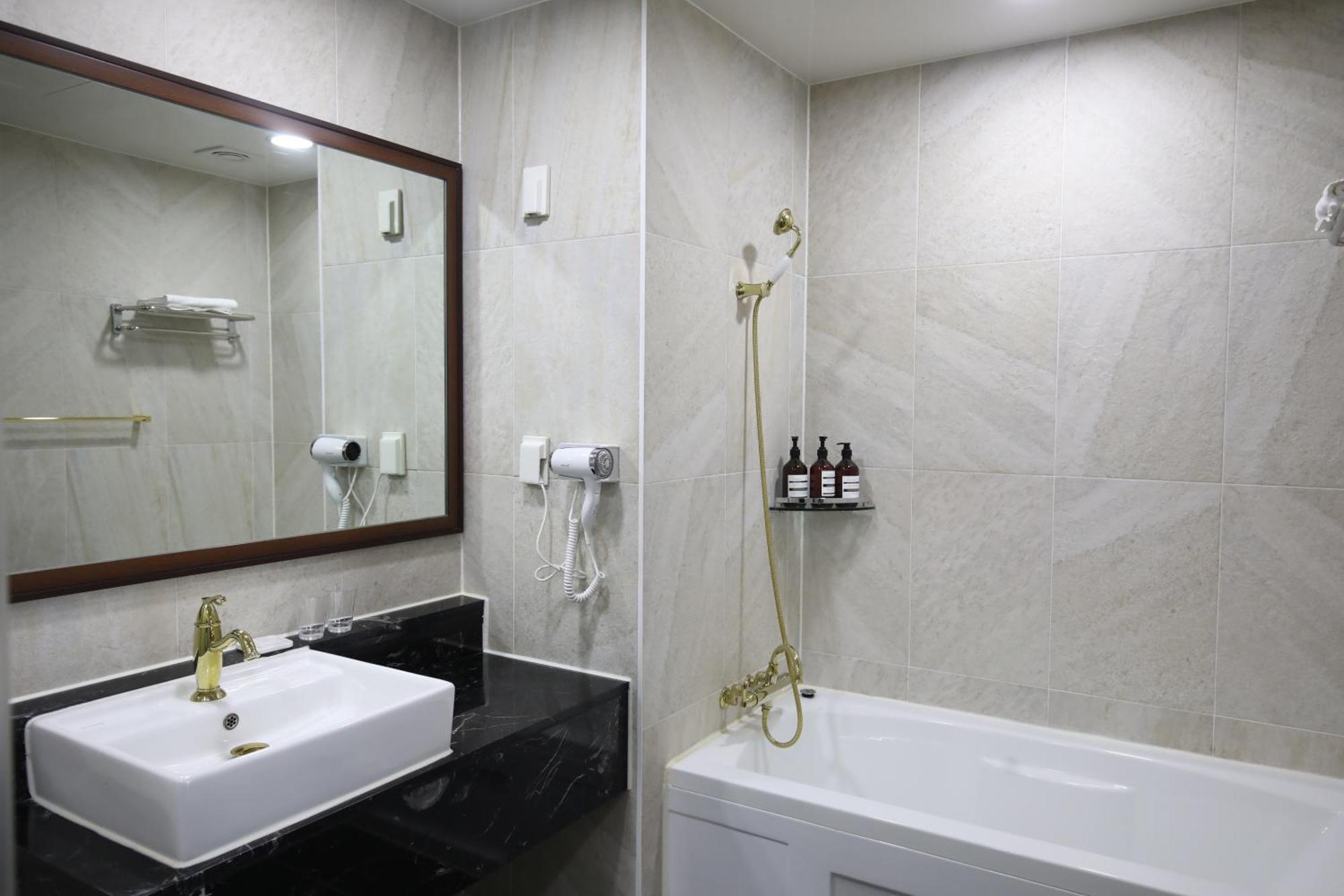 Benikea Hotel Seosan Zewnętrze zdjęcie